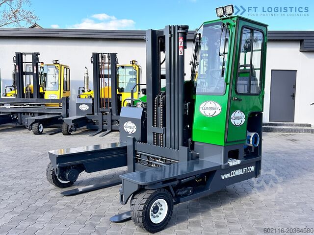 Carretilla elevadora de 4 vías Combilift C4000 / TRIPLEX / 4900MM / GAS