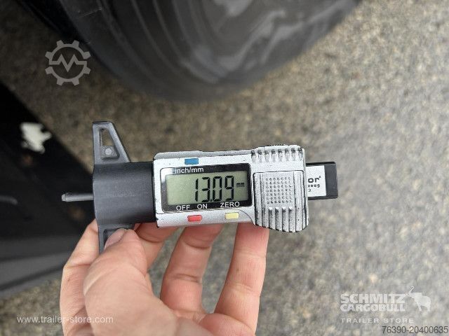 Открытый полуприцеп с тентом Schmitz Cargobull Semitrailer Curtainsider Mega