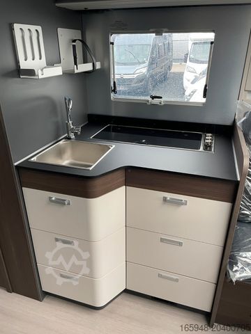 Integrirani kamper ADRIA Sonic Supreme 700 SL  *Modell 2026*Automatik*