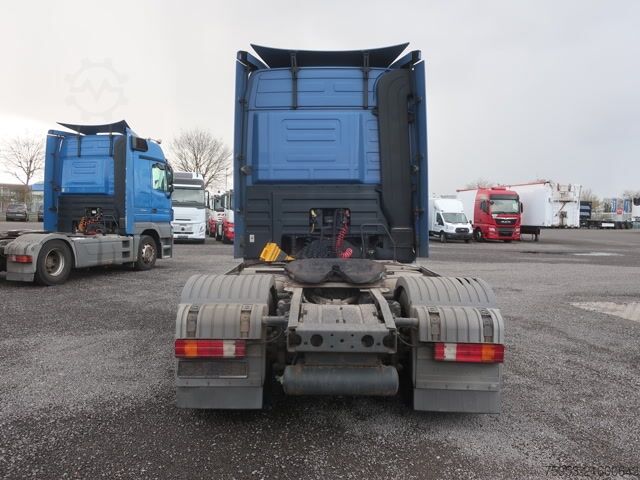 Τυπική μονάδα τράκτορα Mercedes Benz 1844 LS 4x2 MP3 Megaspace Retarder