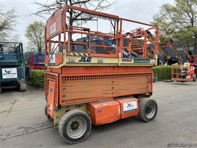 Käärkahveltõstuk JLG 4069 LE (3614)