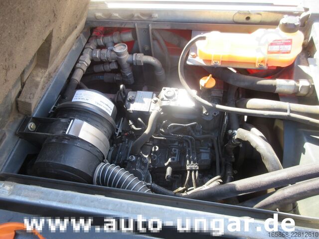 Penyapu jalan Hako CityMaster CM 600 Kehrmaschine 4x4 Kommu