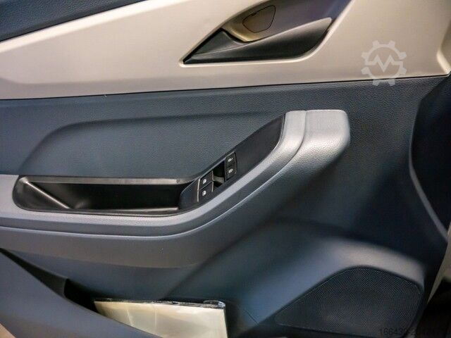 Xe van thùng kín Maxus eDELIVER 3 Kasten L2H1 50 kW/h Kamera SHZ Ein