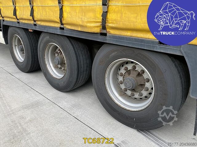 Bạt trượt Krone 