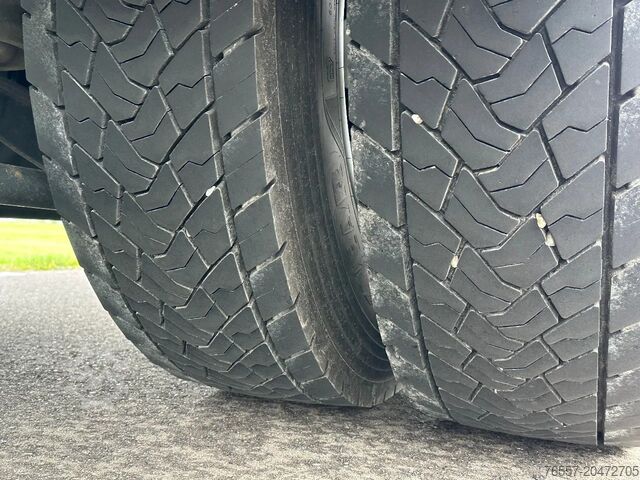 Suitcase DAF LF 230 LF 230.18