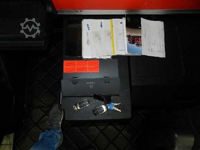 Standard SZM MERCEDES-BENZ MB 1863 LS Gigaspace Solostar Nebenantrieb