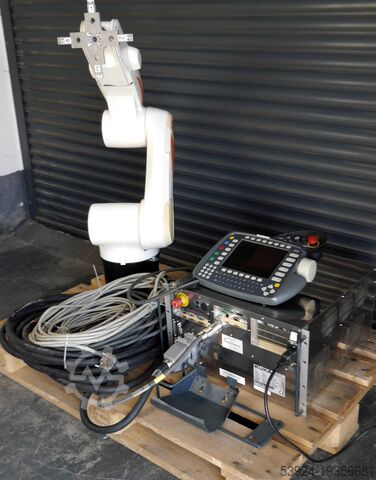 産業用ロボット Kuka KRC2 SR