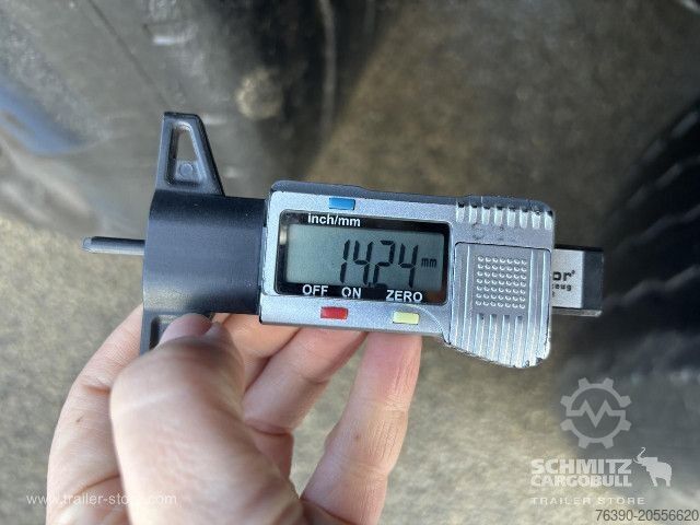 Open semitrailer with tarp Schmitz Cargobull Semitrailer Curtainsider Standard