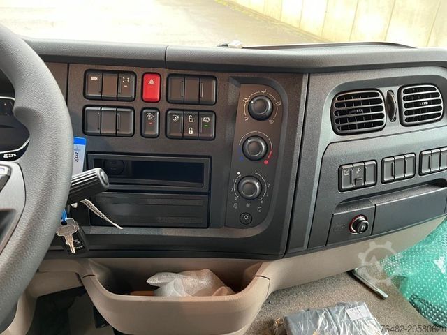 Flatbed truck with tarp DAF XB 290 FA 16 to Pritsche Schiebeplane LBW