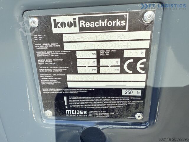 Forklift empat arah Combilift C5000XL GAS TRIPLEX 6000 EXTENDABLE FORK