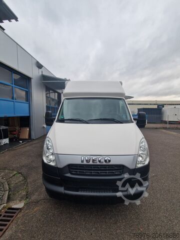 Prodajni kombi, kamion za hranu, kamion za grickalice Iveco Food Truck, Imbisswagen, Küche ist Neu