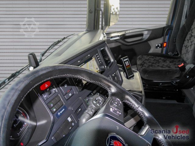 Volume tractor unit Scania S 450 A4x2EB - PTO -