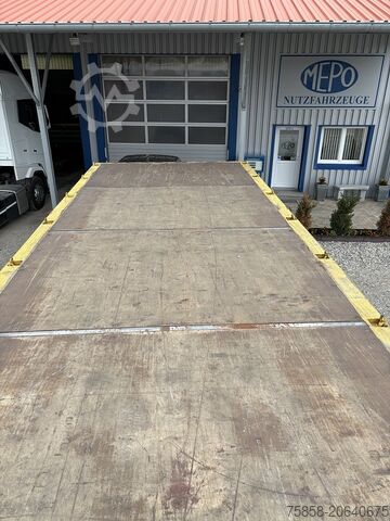 打开交换机构 Krone 7,82m BDF Plattform mehrfach