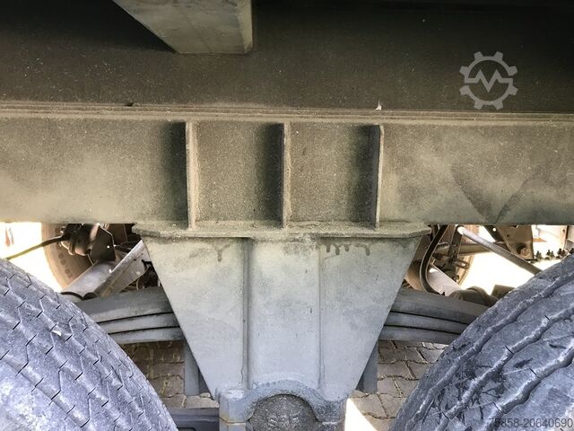 带平板和防水布的拖车 SCHMITZ 3Achser Bundeswehr mit HU+SP TOP Zustand