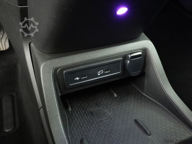 Miniautocarro Mercedes-Benz T 180 PROGRESSIVE Standard AUT DynLicht Kam. LED
