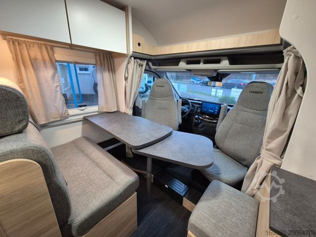 Teilintegriertes Wohnmobil CHAUSSON S697 First Line *MJ25*Solar*7.295¤ sparen!