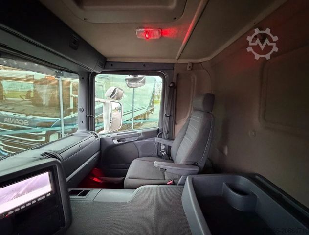 रेफ्रिजरेटेड ट्रक SCANIA P370 VAN BEURDEN ISOLATED BOX THERMO KING TAIL L