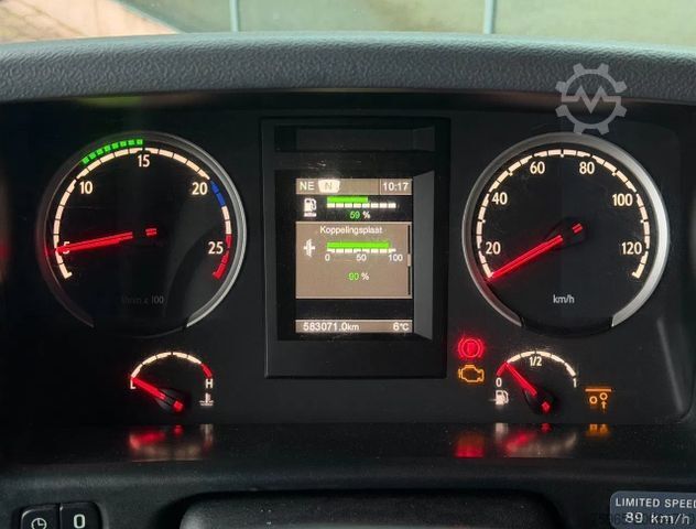 रेफ्रिजरेटेड ट्रक SCANIA P370 VAN BEURDEN ISOLATED BOX THERMO KING TAIL L