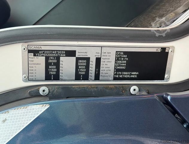 रेफ्रिजरेटेड ट्रक SCANIA P370 VAN BEURDEN ISOLATED BOX THERMO KING TAIL L