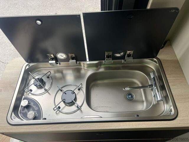 ผู้ไปพักแรม Chausson V697 SPORT LINE M25