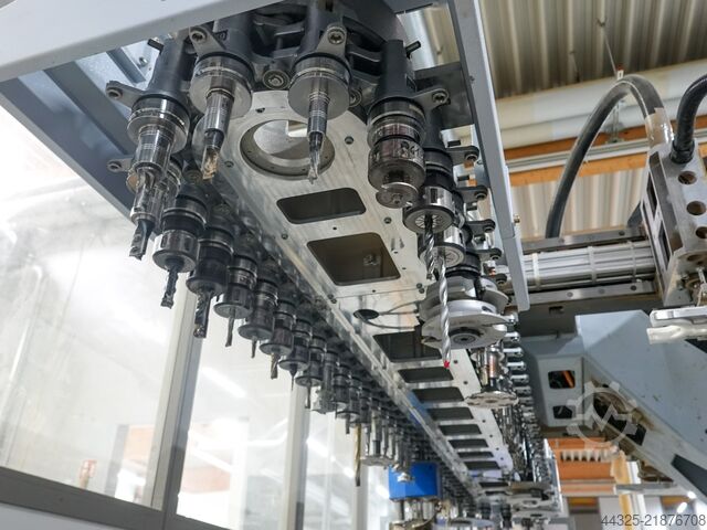 CNC Machine Centres For Routing, Drilling And Edgebanding. HOMAG PROFI BAZ222/60/2/F/AP
