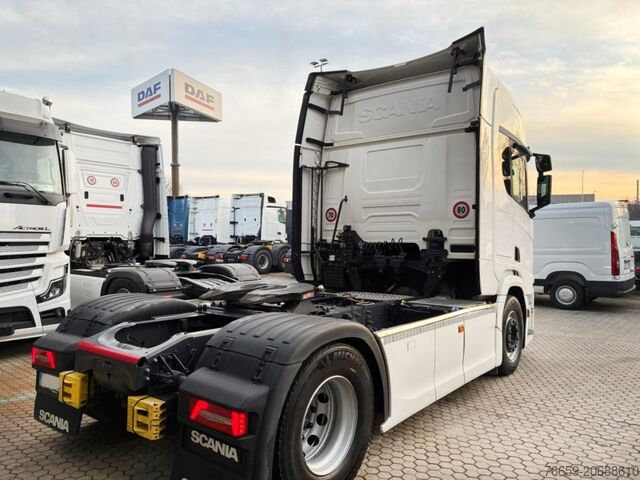 Tractora standard SCANIA R 460