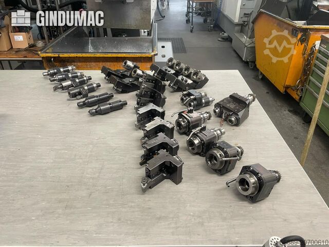 Svarvmaskin av schweizisk typ TRAUB TNL 32