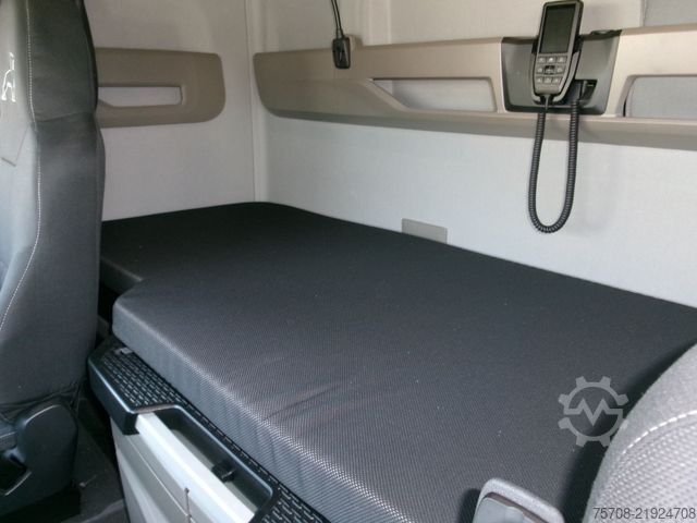 Volume trekker MAN 18.510 TGX*HubKuppl.*GX*kpl. mit Megatrailer*MSH
