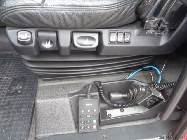 Standard tractor unit MAN TGX 18.500 BL 4x4H TOPZUSTAND