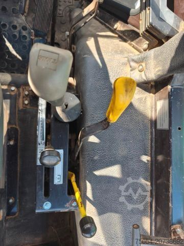 Traktor BELARUS MTS 572