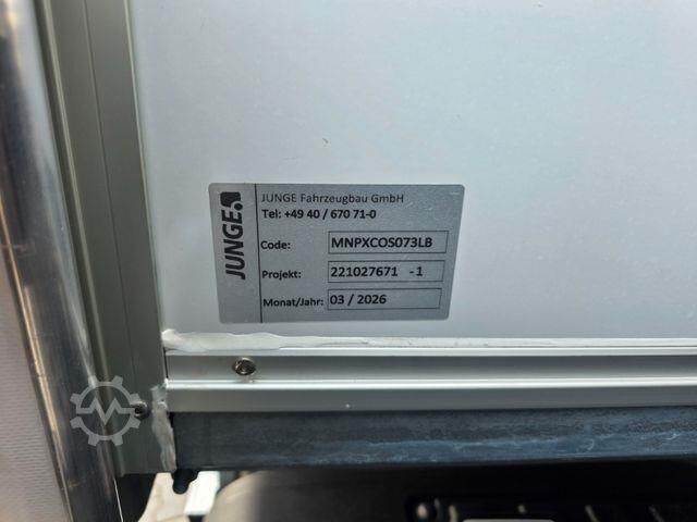 फिसलने वाला तिरपाल Iveco S-Way AD190S40/P LBW Bär 2.000kg Spoiler