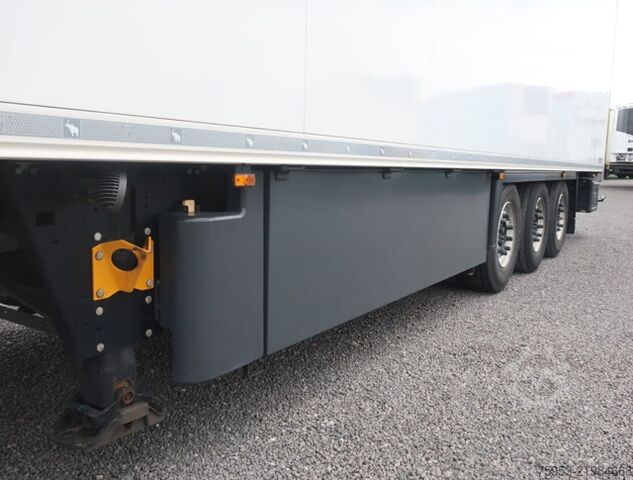 Refriģeratora puspiekabe Schmitz Cargobull SKO 24 Rohrbahn Carrier Vector HE 19