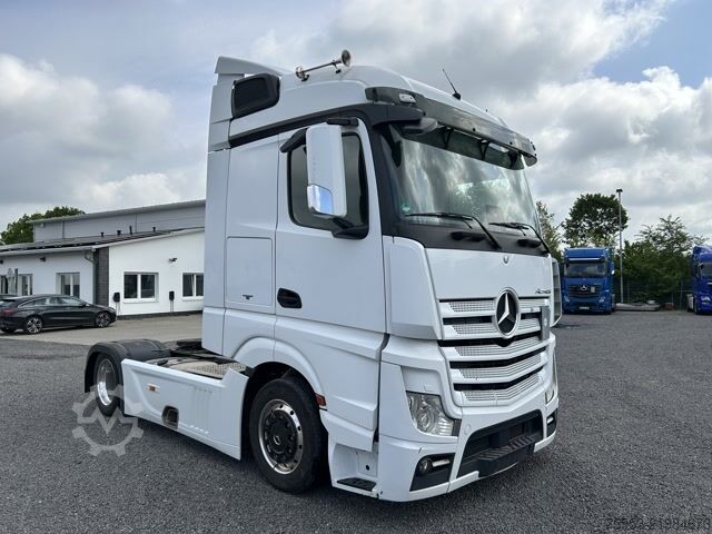 Lielapjoma vilcējs Mercedes Benz 1845 LSNRL Lowline Bigspace Retarder Standklima