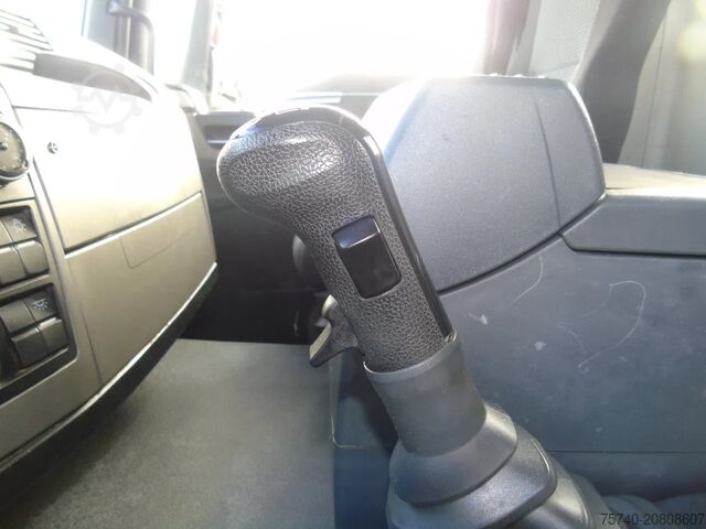 Ribaltabile con gru MAN TGS 28.400 + 6x4 front traction + HMF 2320 + ti...