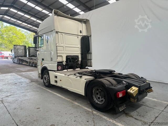 Padrão-SZM DAF XF 106.480 SUPERSPACECAB