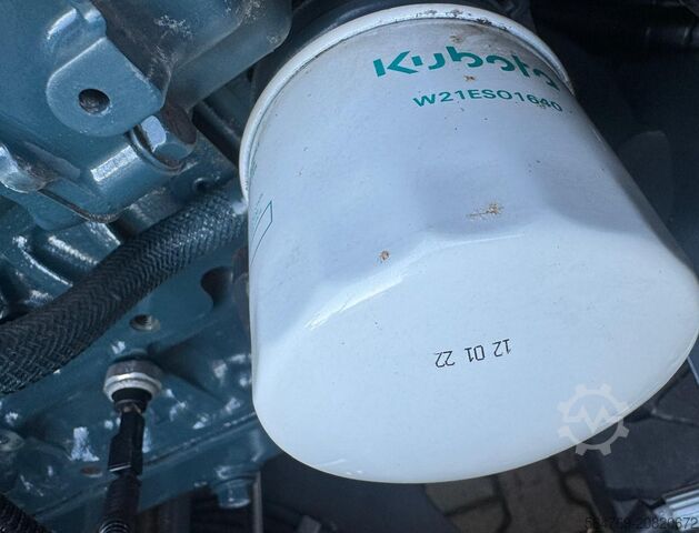 Carretilla retráctil de 4 vías Combilift C4000/ 2021 year / 1708 hours !!!!