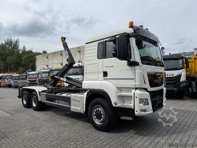 Kipper LKW MAN TGS 26.480 6X6H Haken