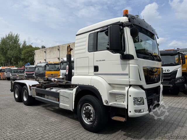 Kipper LKW MAN TGS 26.480 6X6H Haken