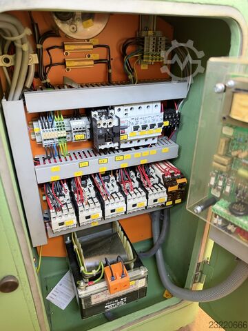 Gereedschapsslijpmachine DECKEL S11