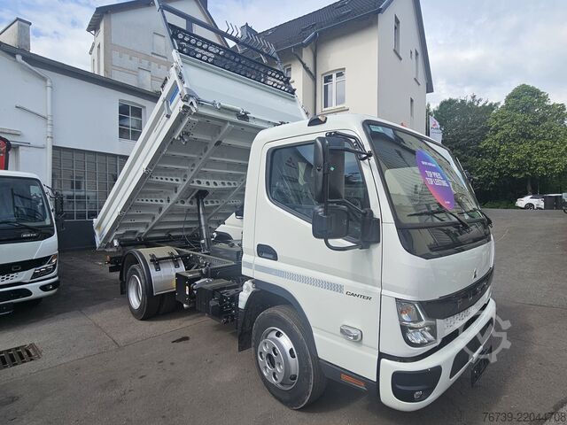 Fourgon benne basculante Fuso 7C18 Kipper