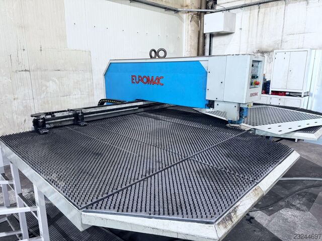 Punzonatrice a torretta CNC Euromac 1250/30 CX