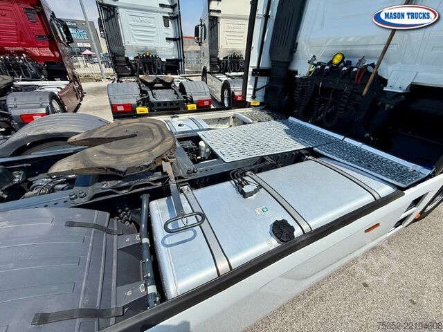 τυπική μονάδα τράκτορα Iveco S-Way 530