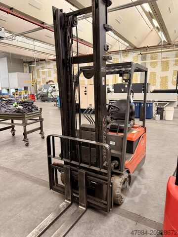 Electric Forklift TOYOTA 5 FPE 13