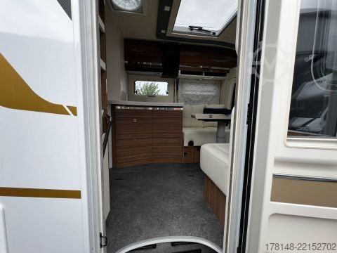 Каравана/кемпер Eura Mobil Contura 766 EF