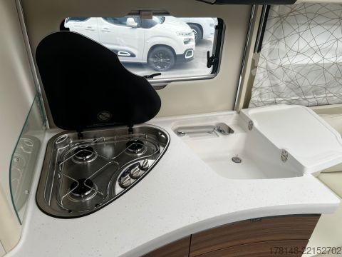 Каравана/кемпер Eura Mobil Contura 766 EF