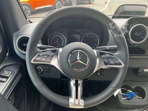 Каравана/кемпер Eura Mobil Contura 766 EF