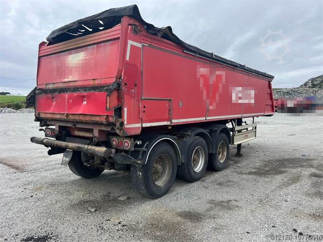Semirremolque de asfalto Fliegl Fahrzeugbau ASS 372 con sistema de descarga por empuje Fliegl Fahrzeugbau ass 372 Asphalt semi w/ Push off syste