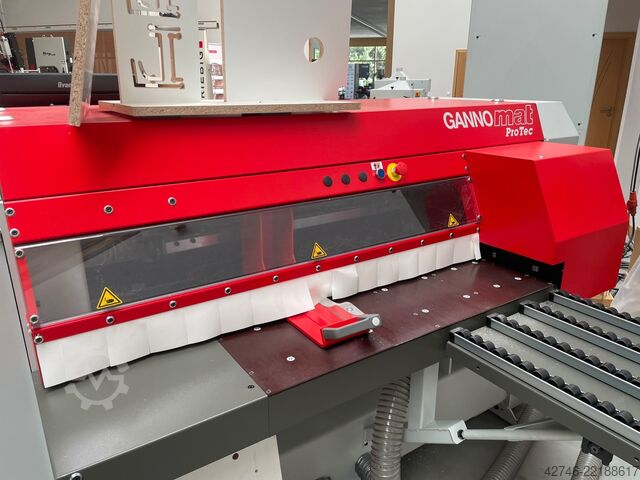 مركز تشغيل بخط تدفق مستمر Gannomat GANNOMAT "PROTEC 571" (Bohren, Nuten, Fr