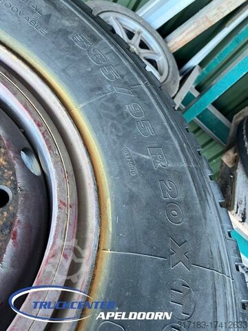 Jeu de pneumatiques Michelin 385/95 R 20 385/95 R 20