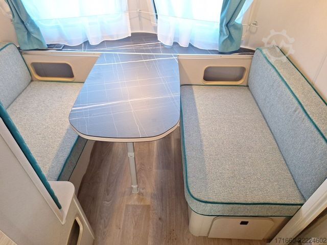 कारवां HYMER/ERIBA Eriba Touring 530 Edition Urban, Dachmarkise
